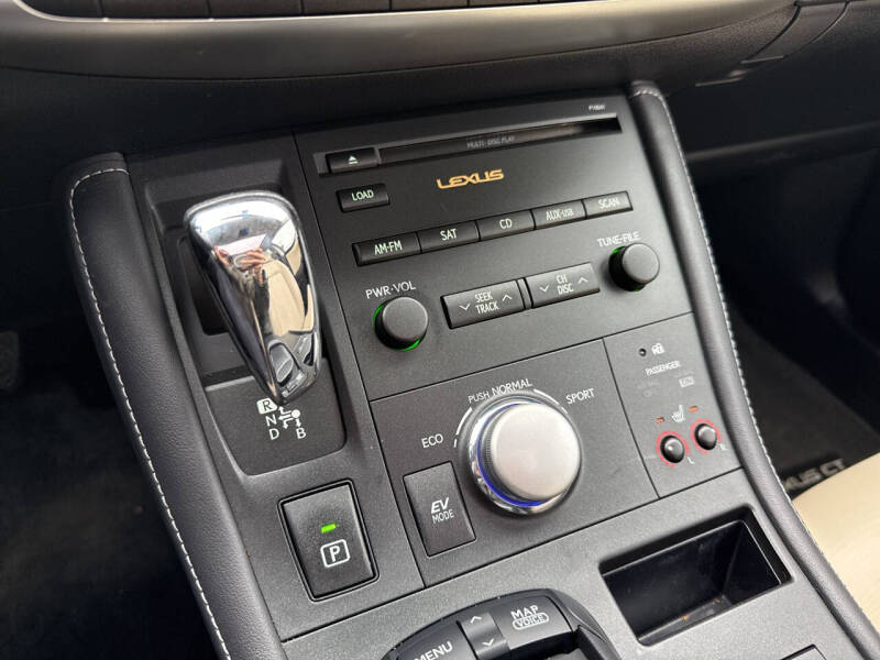 2011 Lexus CT 200h Premium