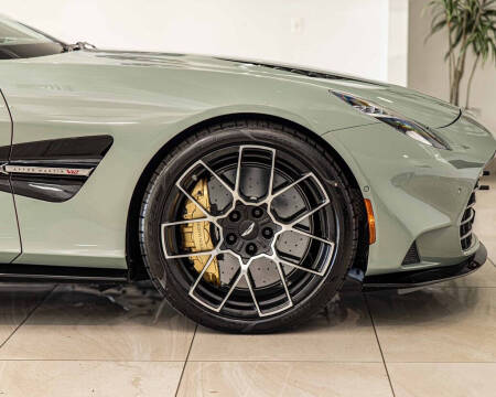 2026 Aston Martin Vanquish Volante