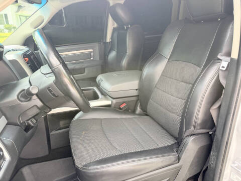2018 RAM 1500 SLT