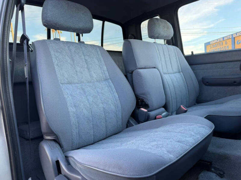 2000 Toyota Tacoma