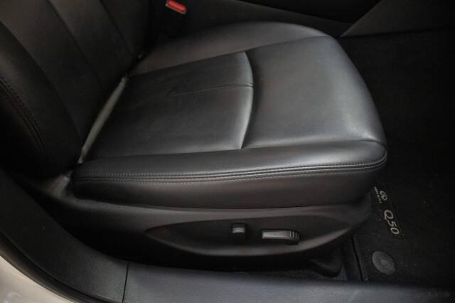 2021 Infiniti Q50 Luxe