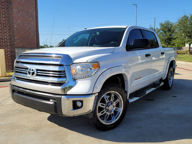 2017 Toyota Tundra for sale at AUTO DIRECT in Houston TX