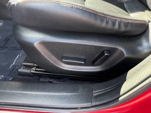 2016 Mazda MAZDA3 s Grand Touring