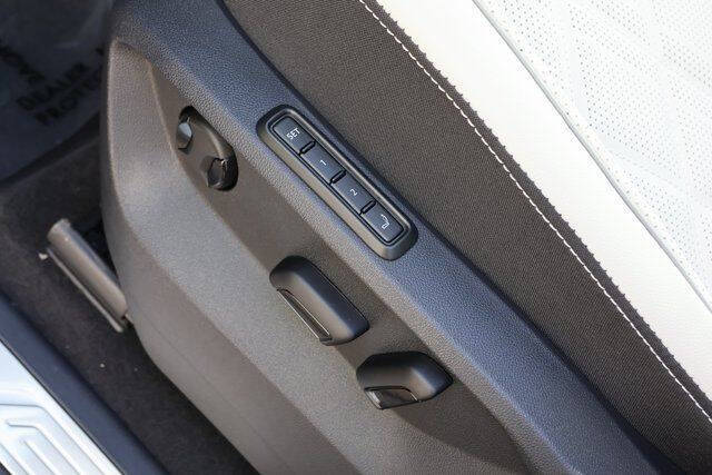 2025 Volkswagen Atlas Cross Sport SEL Premium R-Line 4Motion