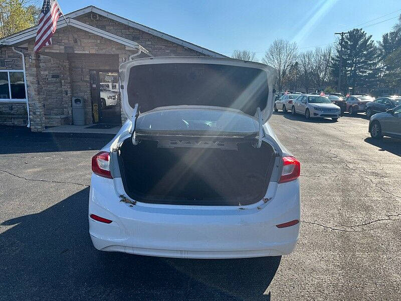 2017 Chevrolet Cruze LS Auto