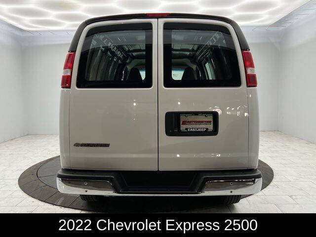 2022 Chevrolet Express 2500