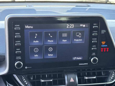 2021 Toyota C-HR LE