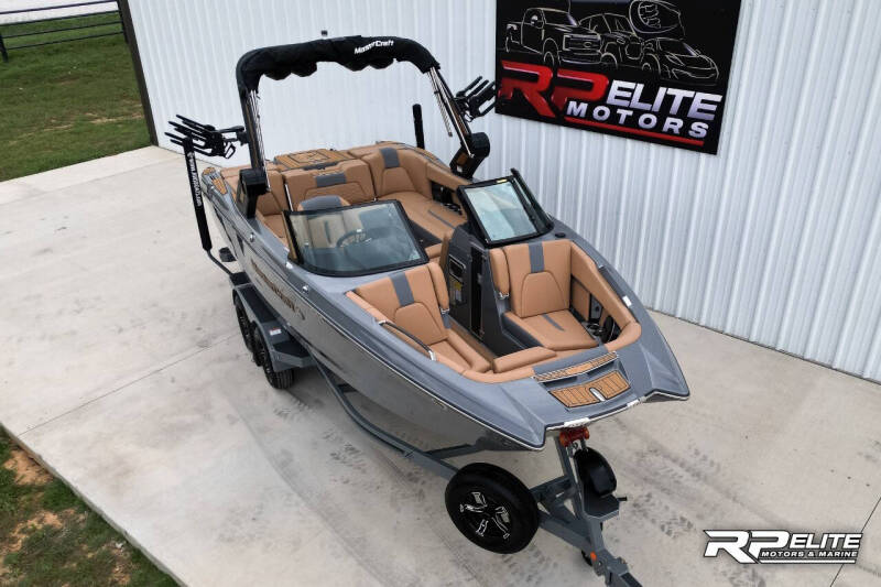 2025 MasterCraft X22