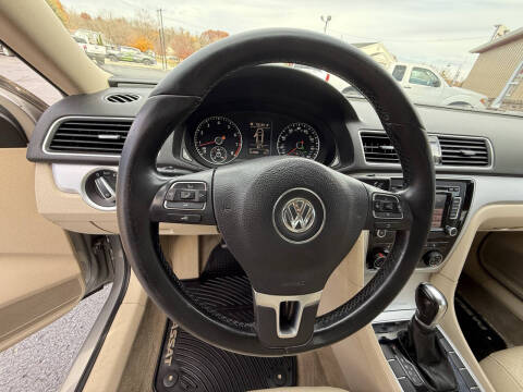2013 Volkswagen Passat SE PZEV