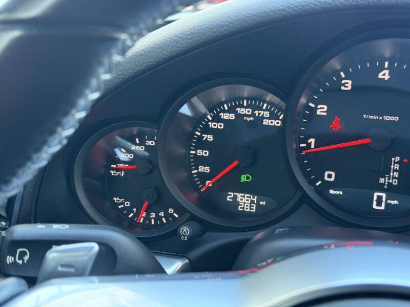 2017 Porsche 911 Carrera