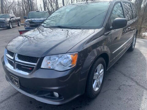 2017 Dodge Grand Caravan for sale at Lighthouse Auto Sales in Holland MI