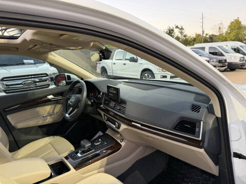 2019 Audi Q5 quattro Premium 45 TFSI