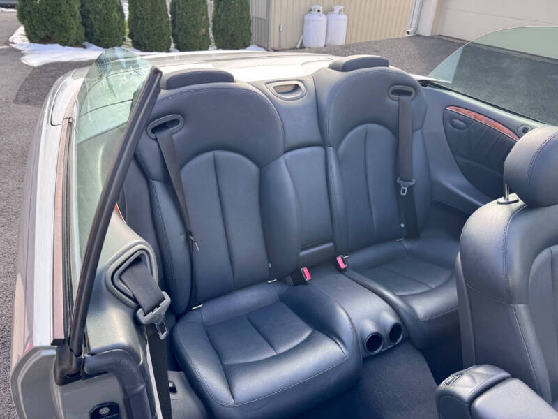 2005 Mercedes-Benz CLK CLK 320