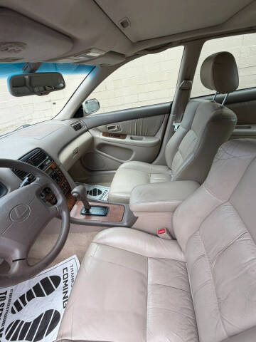 2000 Lexus ES 300