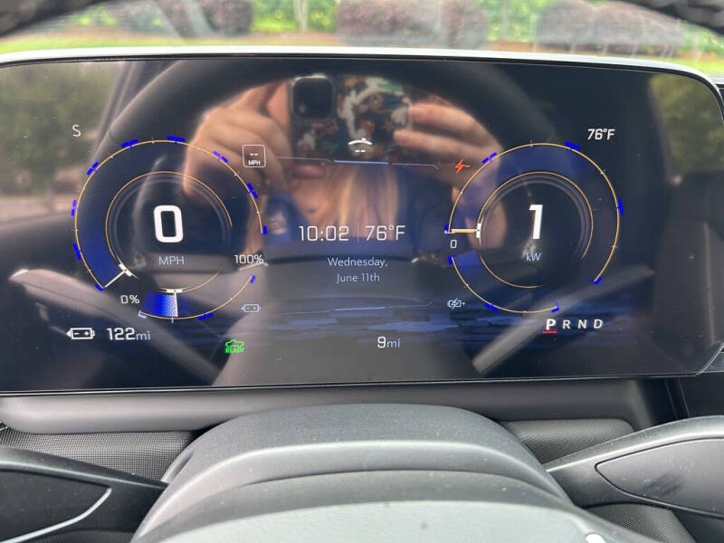 2025 Chevrolet Silverado EV LT