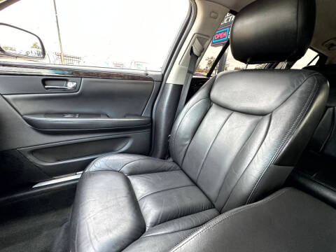 2010 Cadillac DTS Pro Coachbuilder Limo