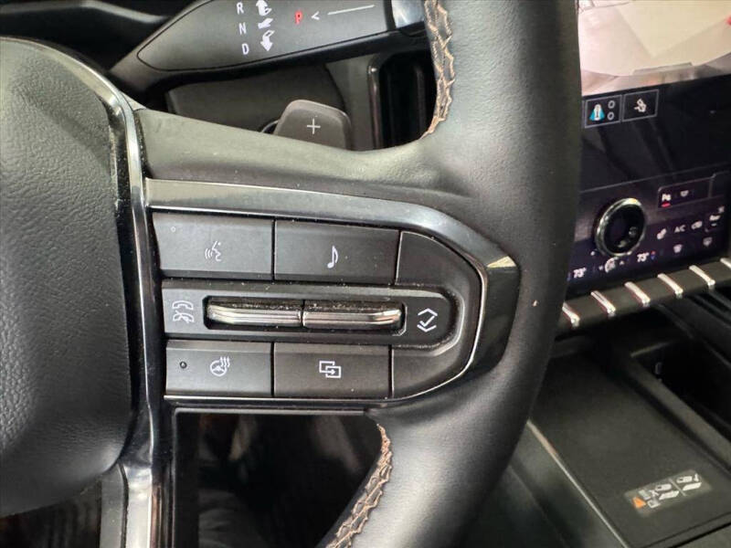 2024 GMC Acadia AT4