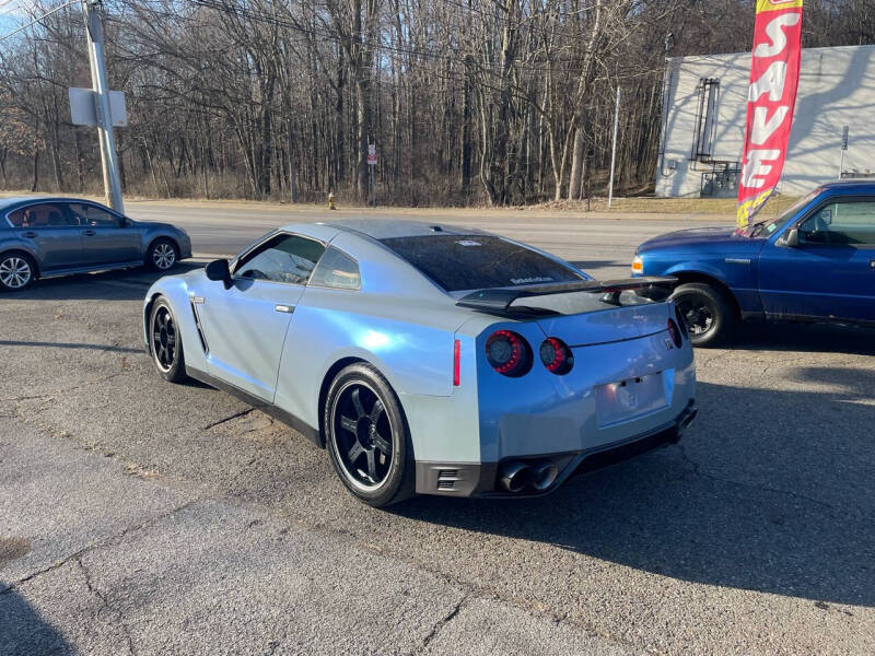 2013 Nissan GT-R Premium