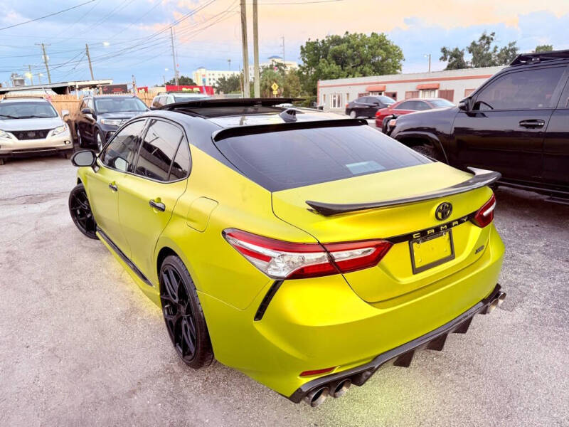 2020 Toyota Camry XSE