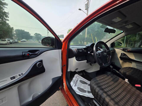2013 Scion iQ