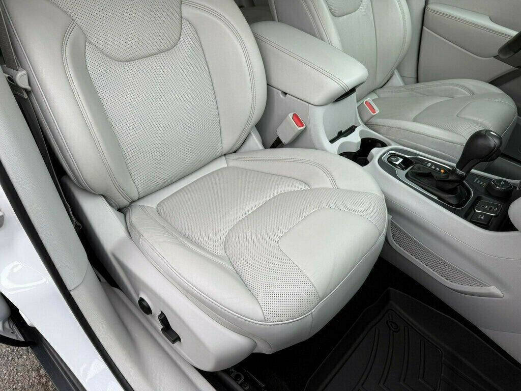 2019 Jeep Cherokee 55