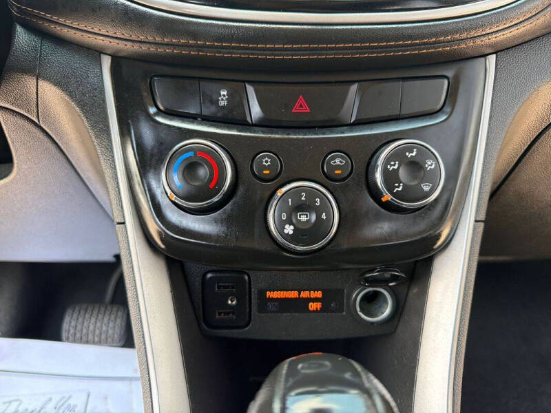 2022 Chevrolet Trax LS