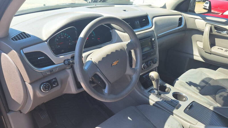 2017 Chevrolet Traverse LS