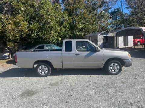 2000 Nissan Frontier XE