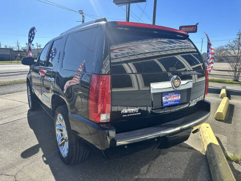 2013 Cadillac Escalade Platinum Edition