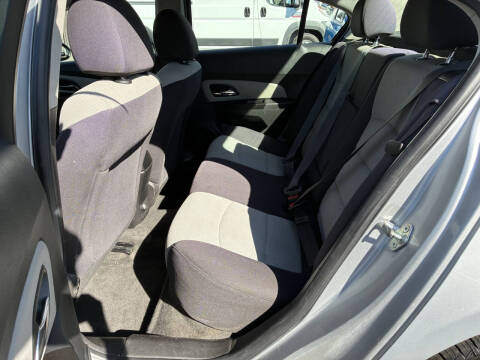 2014 Chevrolet Cruze LS Manual