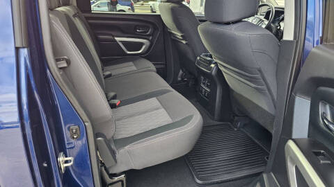 2021 Nissan Titan SV