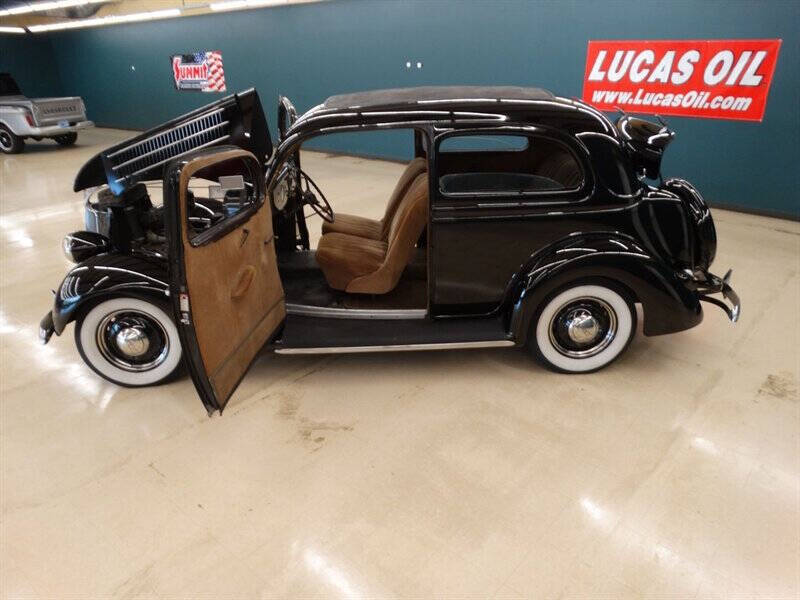 1936 Ford Tudor