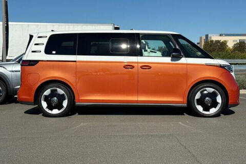 2025 Volkswagen ID. Buzz Pro S Plus