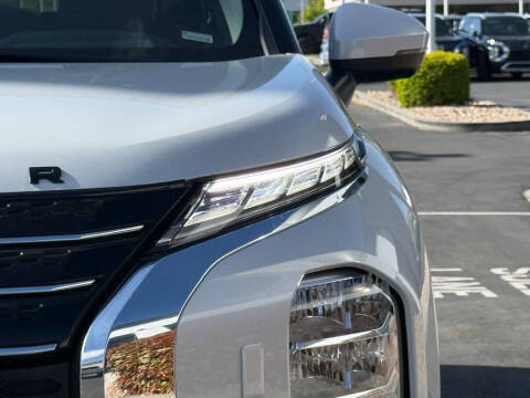 2024 Mitsubishi Outlander PHEV