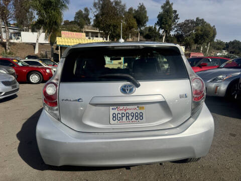 2013 Toyota Prius c Four