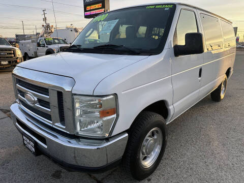 2014 Ford E-Series E-350 SD XL