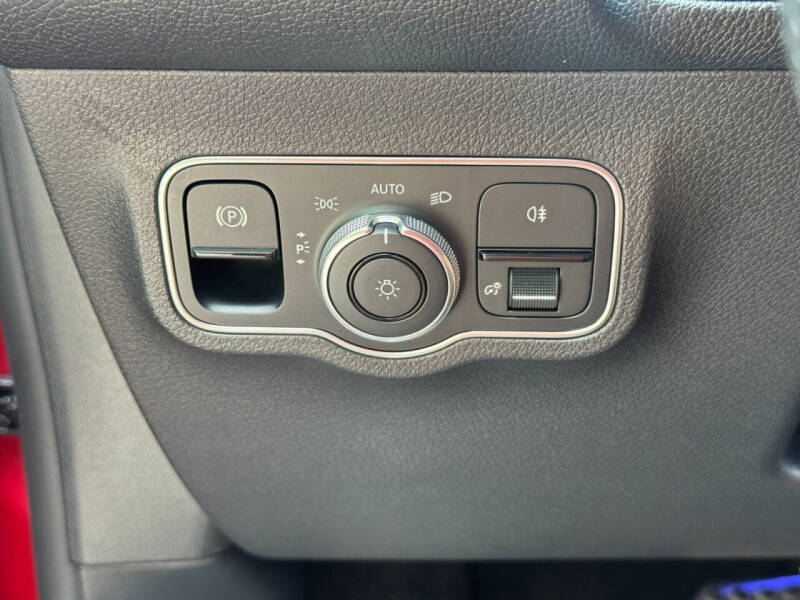 2022 Mercedes-Benz GLB GLB 250