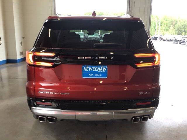 2025 GMC Acadia Denali