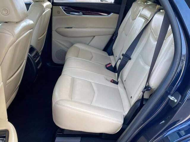 2017 Cadillac XT5 Luxury