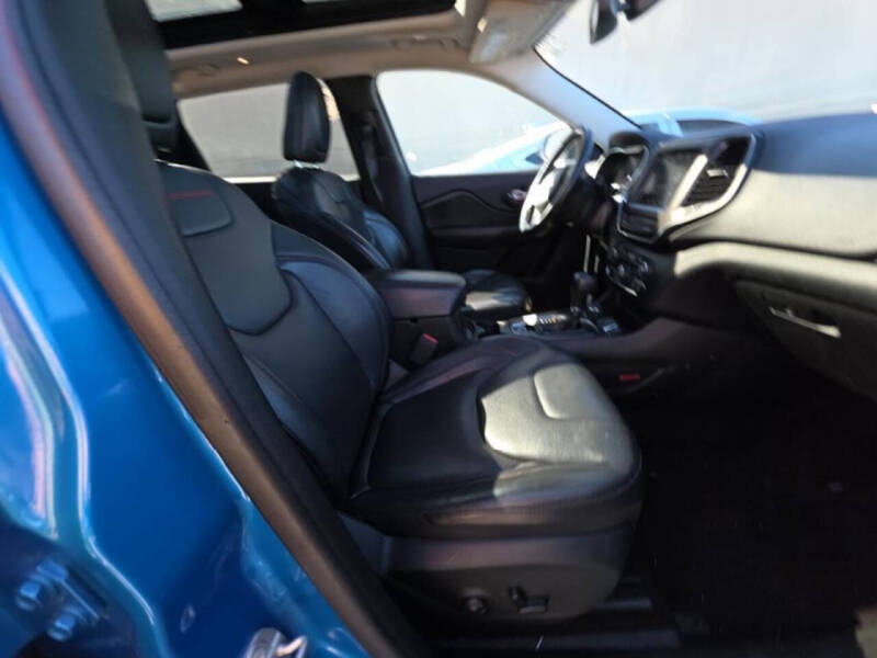 2019 Jeep Cherokee Trailhawk Elite