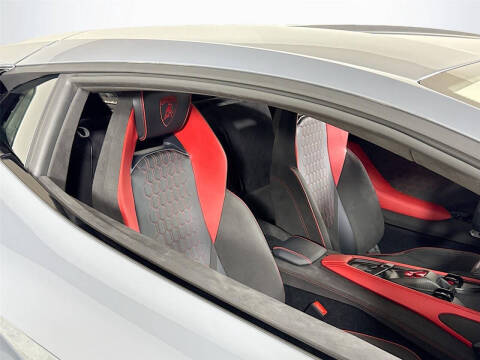 2024 Lamborghini Revuelto