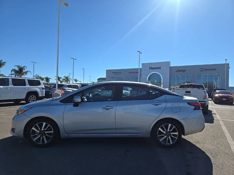 2023 Nissan Versa SV