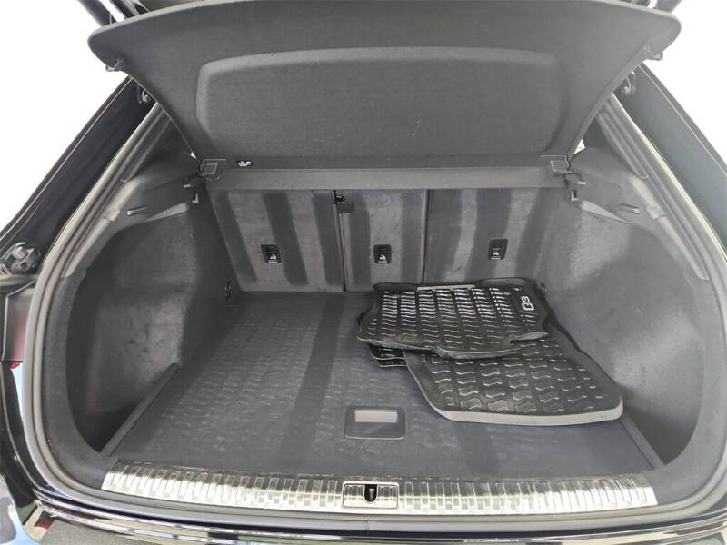 2023 Audi Q3 quattro S line Prem Plus 45 TFSI