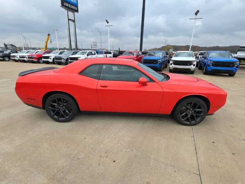 2021 Dodge Challenger SXT