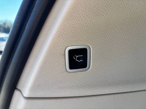 2024 Chrysler Pacifica Plug-In Hybrid Select