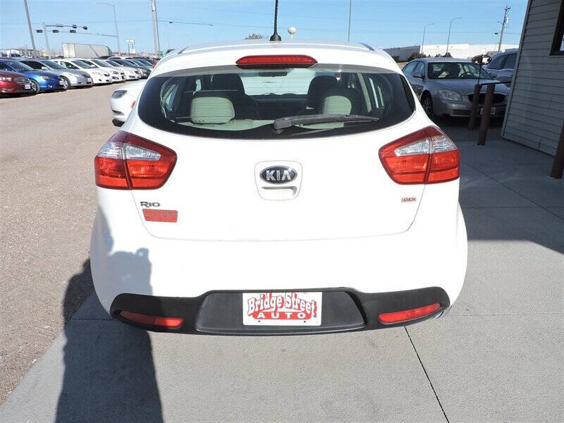 2012 Kia Rio 5-Door LX