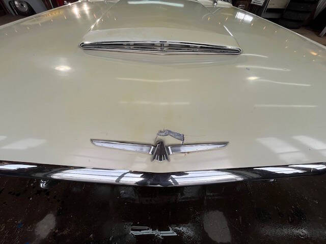 1965 Ford Thunderbird