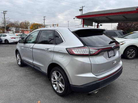 2018 Ford Edge Titanium