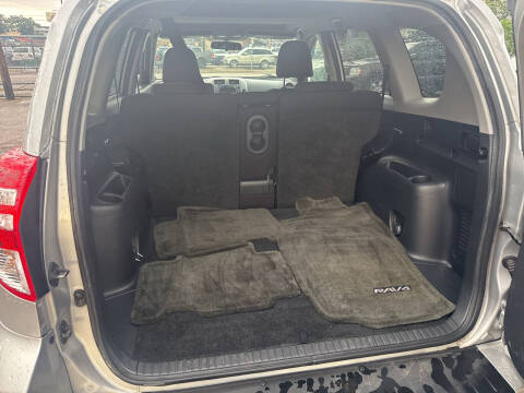 2011 Toyota RAV4 Sport