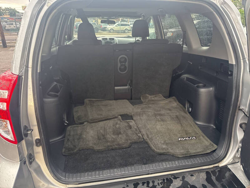 2011 Toyota RAV4 Sport